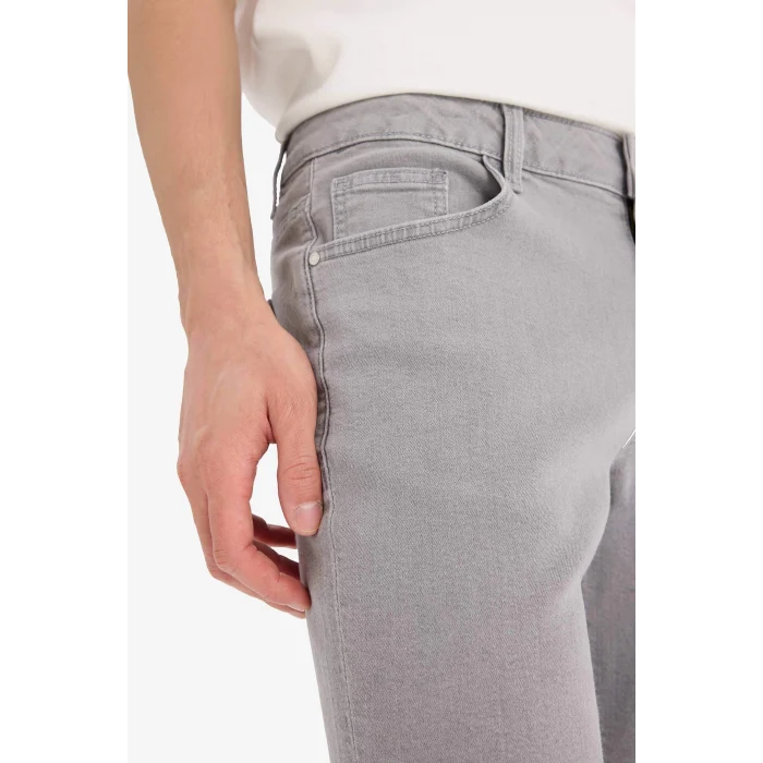 Defacto A4802 Gri Slim Fit Dar Kesim Jean Bermuda Şort