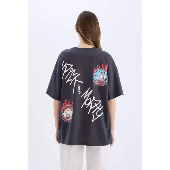 Defacto D9127 Antrasit Coool Rick and Morty Oversize Geniş Kalıp Bisiklet Yaka Sırt Baskılı Kısa Kollu Tişört