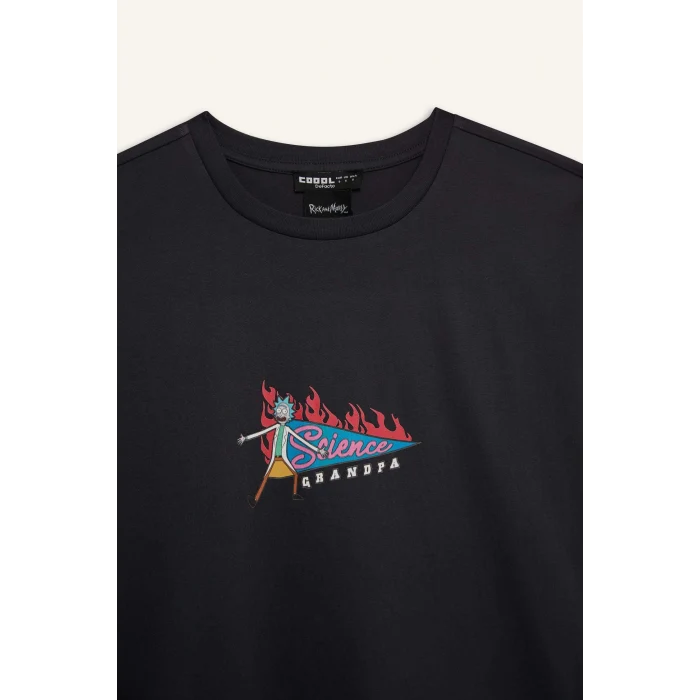 Defacto D9127 Antrasit Coool Rick and Morty Oversize Geniş Kalıp Bisiklet Yaka Sırt Baskılı Kısa Kollu Tişört