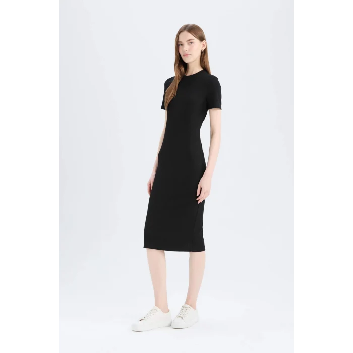 Defacto E6926 Siyah Bodycon Vücudu Saran Bisiklet Yaka Basic Düz Fitilli Kaşkorse Kısa Kollu Midi Elbise