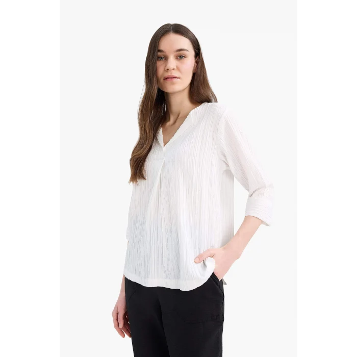 Defacto F1752 Ekru Regular Fit Kaçık Yaka Basic Düz Yarım Kollu Bluz