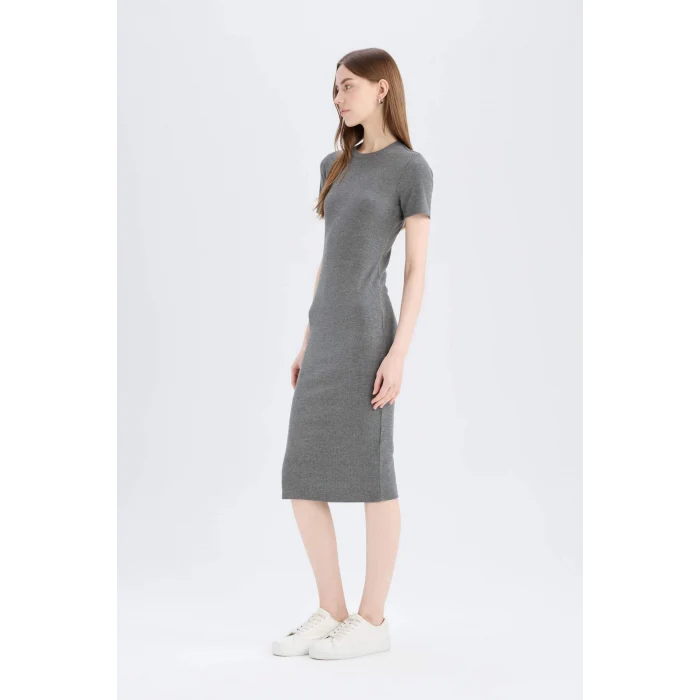 Defacto E6926 Antrasit Bodycon Vücudu Saran Bisiklet Yaka Basic Düz Fitilli Kaşkorse Kısa Kollu Midi Elbise