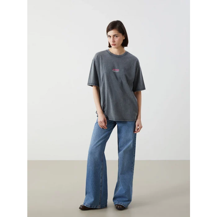 LCW Vision Antrasit Bisiklet Yaka Amsterdam Baskılı Oversize Kadın Tişört