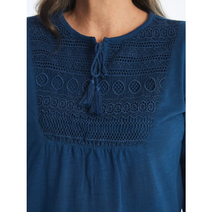 LCW Grace Petrol Bağlamalı Yaka Nakışlı Kadın Bluz