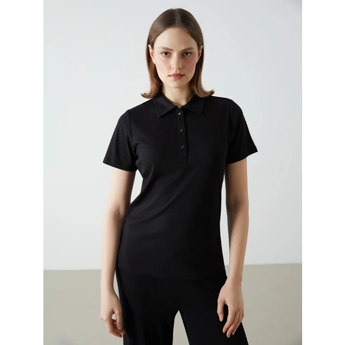 LCWAIKIKI Classic Siyah Polo Yaka Dokulu Kadın Tişört