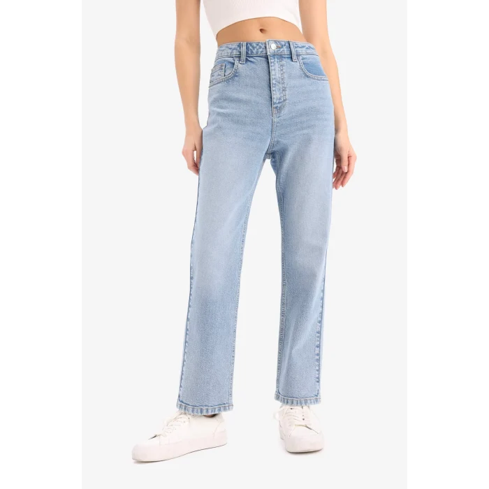 Defacto D7977 Mavi Mary Vintage Straight Fit Yüksek Bel Düz Paça Jean Kar Yıkamalı Pantolon