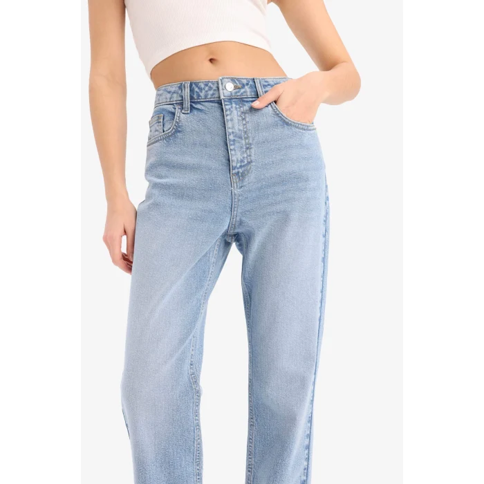 Defacto D7977 Mavi Mary Vintage Straight Fit Yüksek Bel Düz Paça Jean Kar Yıkamalı Pantolon