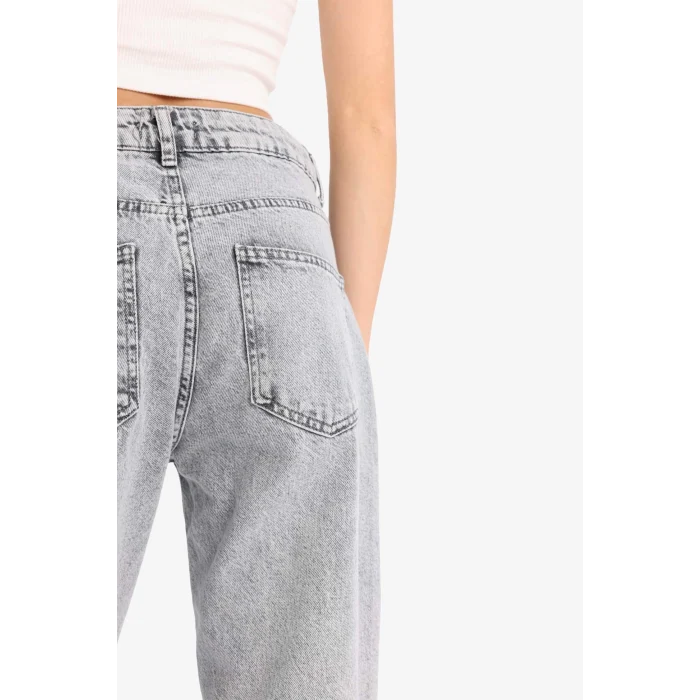 Defacto E8013 Gri Straight Fit Yüksek Bel Kısa Paça Jean Yıkamalı Pantolon