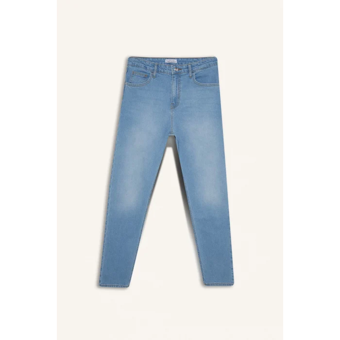 Defacto D7946 Mavi Lina Comfort Mom Normal Bel Düz Paça Jean Kar Yıkamalı Pantolon