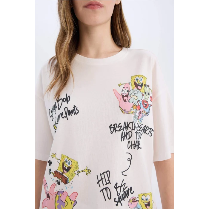 Defacto D9124 Beyaz Coool SpongeBob Oversize Geniş Kalıp Bisiklet Yaka Kısa Kollu Tişört