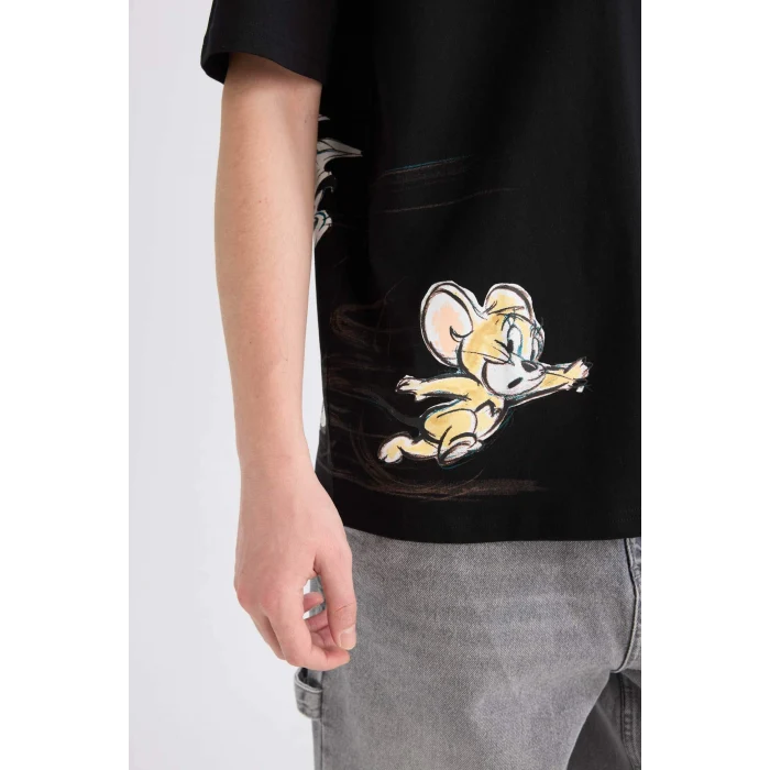 Defacto C1527 Siyah %100 Pamuk Tom & Jerry Oversize Geniş Kalıp Bisiklet Yaka Sırt Baskılı Kısa Kollu Tişört