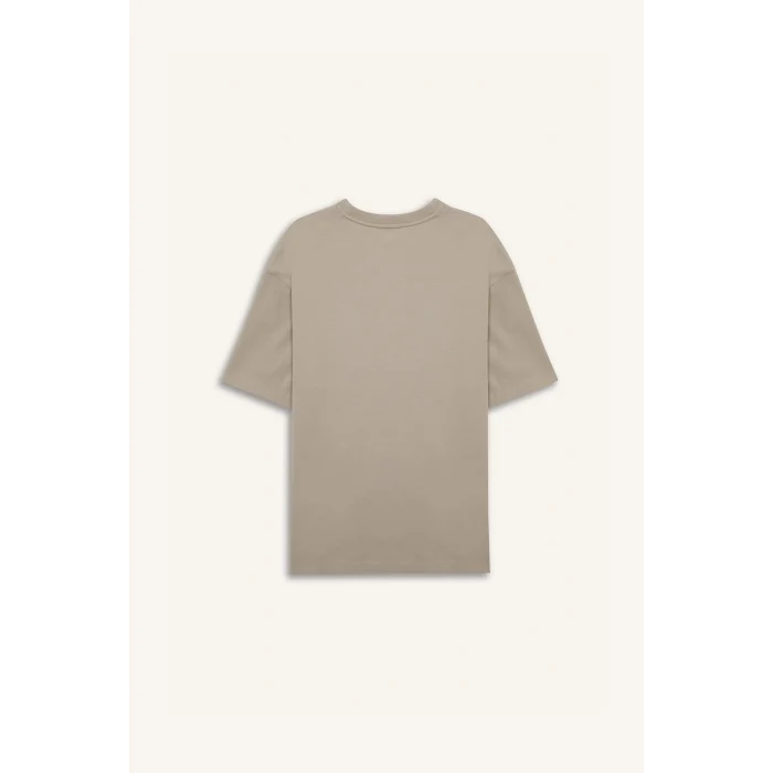 Defacto E2582 Bej DeFactoFit Oversize Geniş Kalıp Bisiklet Yaka Baskılı Sporcu Kısa Kollu Tişört