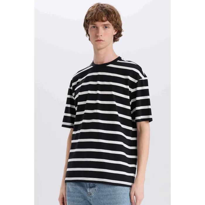 Defacto E1160 Siyah %100 Pamuk Boxy Fit Bisiklet Yaka Çizgili Kısa Kollu Tişört