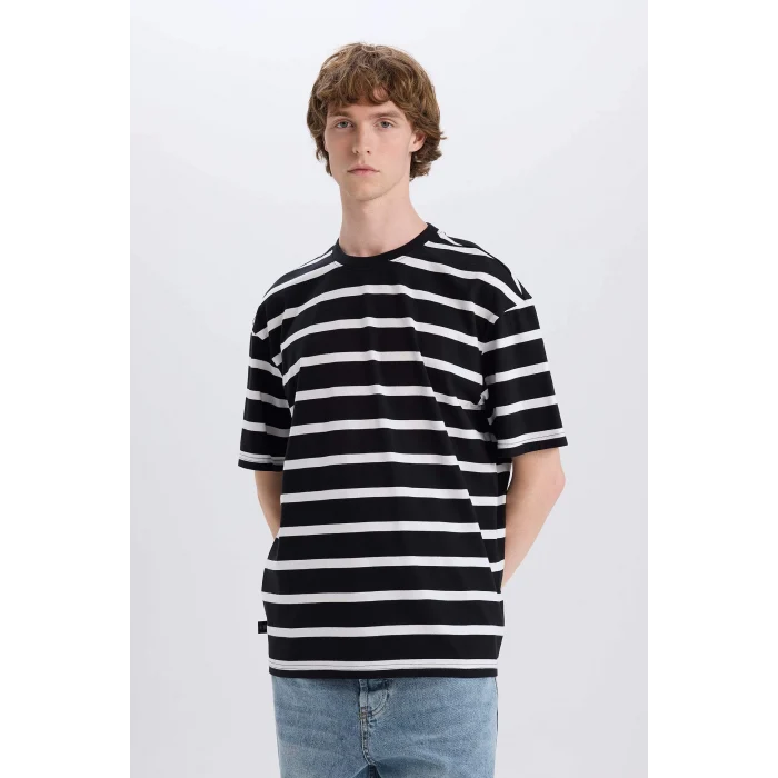 Defacto E1160 Siyah %100 Pamuk Boxy Fit Bisiklet Yaka Çizgili Kısa Kollu Tişört