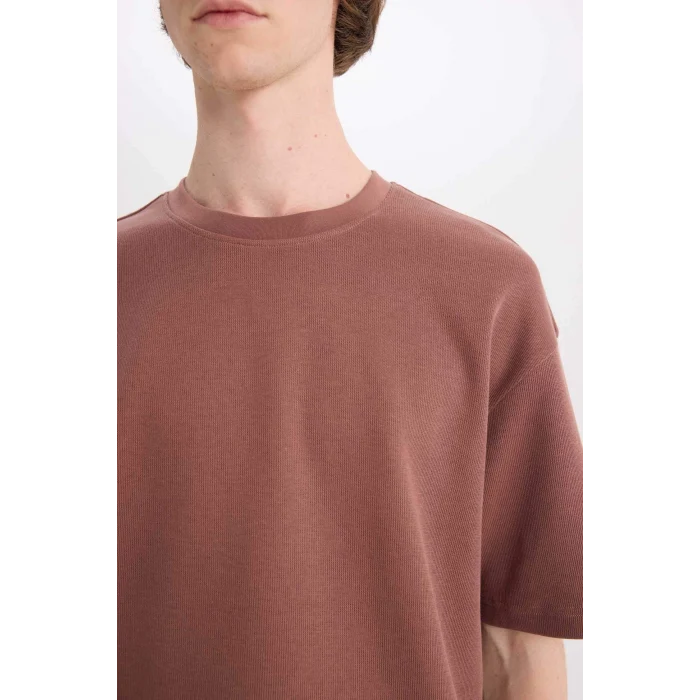 Defacto E0493 Kahve %100 Pamuk Boxy Fit Bisiklet Yaka Kısa Kollu Tişört