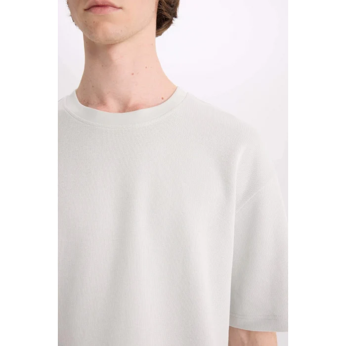 Defacto E0493 Gri %100 Pamuk Boxy Fit Bisiklet Yaka Kısa Kollu Tişört