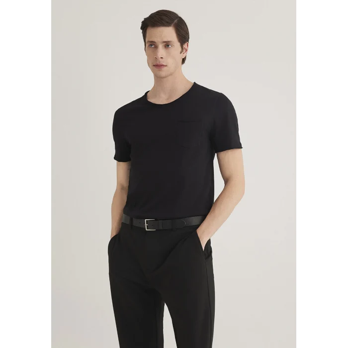 Mavi 062772-26341 Dikişli Cep Detaylı Siyah Tişört