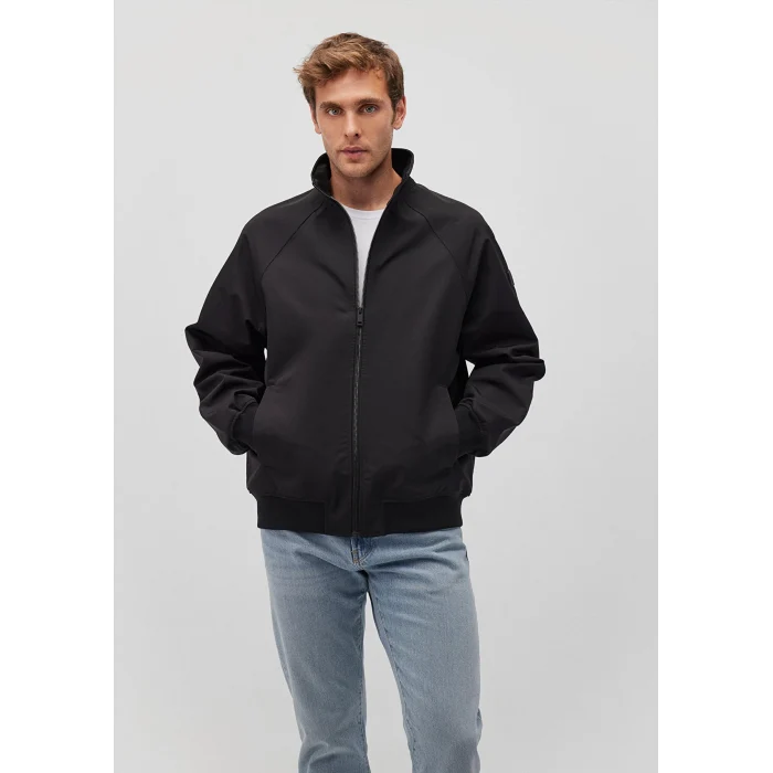 Mavi 0110390-900 Dik Yaka Siyah Ceket