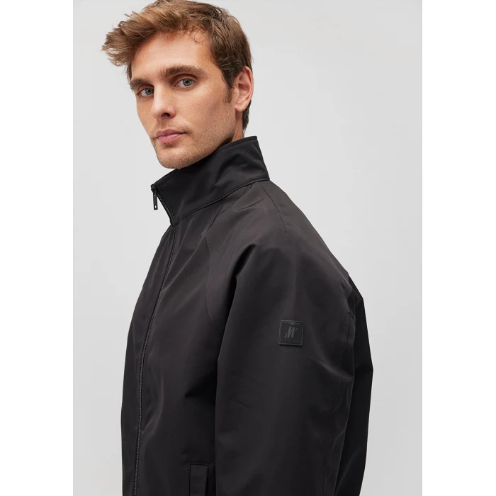 Mavi 0110390-900 Dik Yaka Siyah Ceket