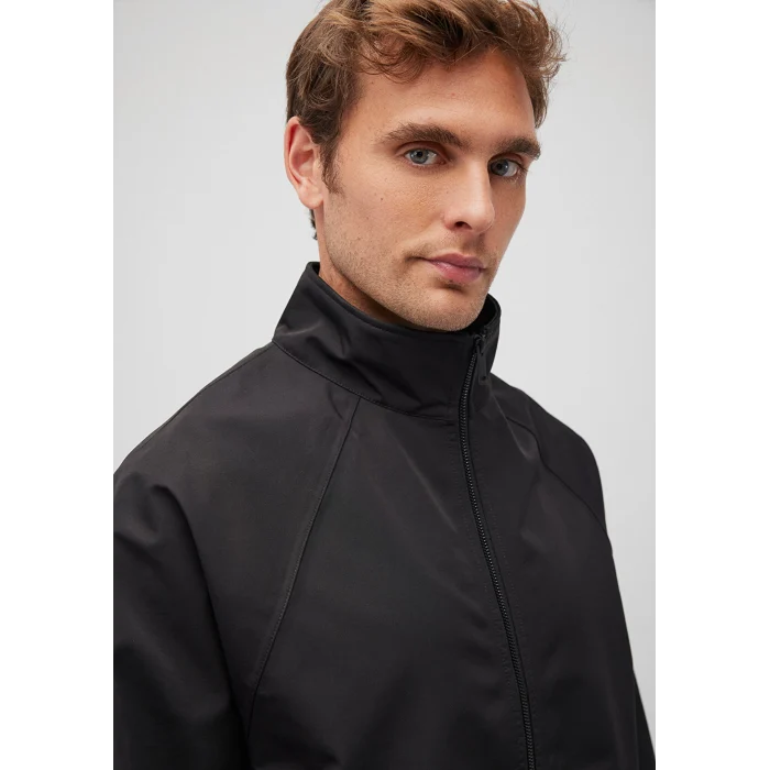 Mavi 0110390-900 Dik Yaka Siyah Ceket