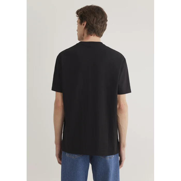 Mavi 066248-900 Cep Detaylı Siyah Tişört