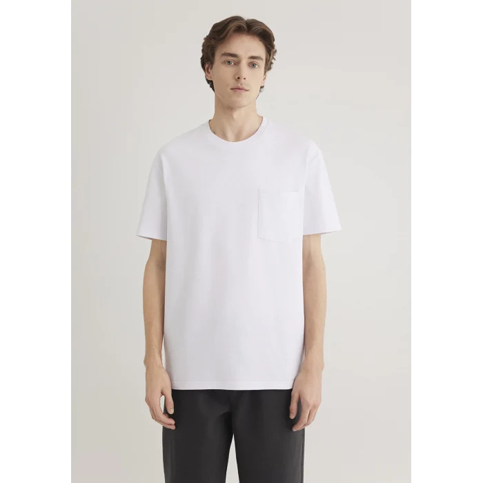 Mavi 066248-620 Cep Detaylı Beyaz Basic Tişört