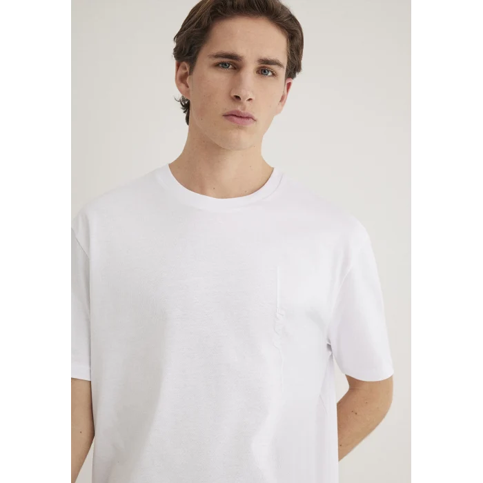 Mavi 0611313-620 Mavi Logo Sırt Baskılı Beyaz Tişört