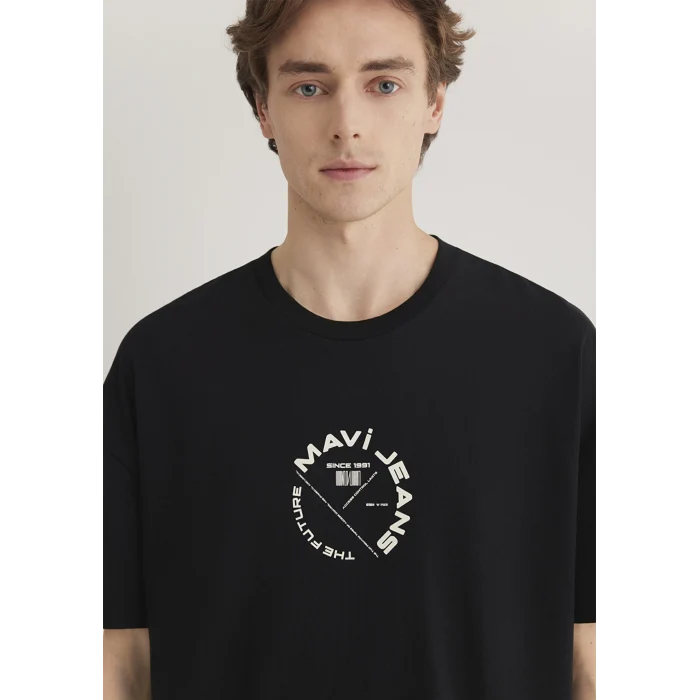 Mavi 0611719-900 Mavi Jeans Sırt Baskılı Siyah Tişört