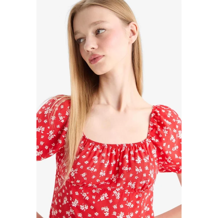 Defacto E0873 Kırmızı Coool Kare Yaka Çiçek Desenli Viskon Kısa Kollu Mini Elbise