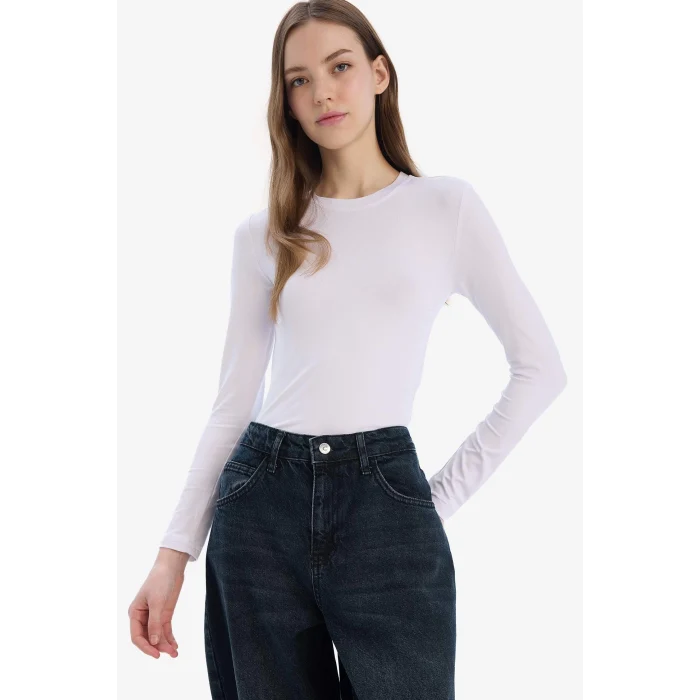 Defacto D0199 Beyaz Fitted Bisiklet Yaka Basic Düz Uzun Kollu Tişört