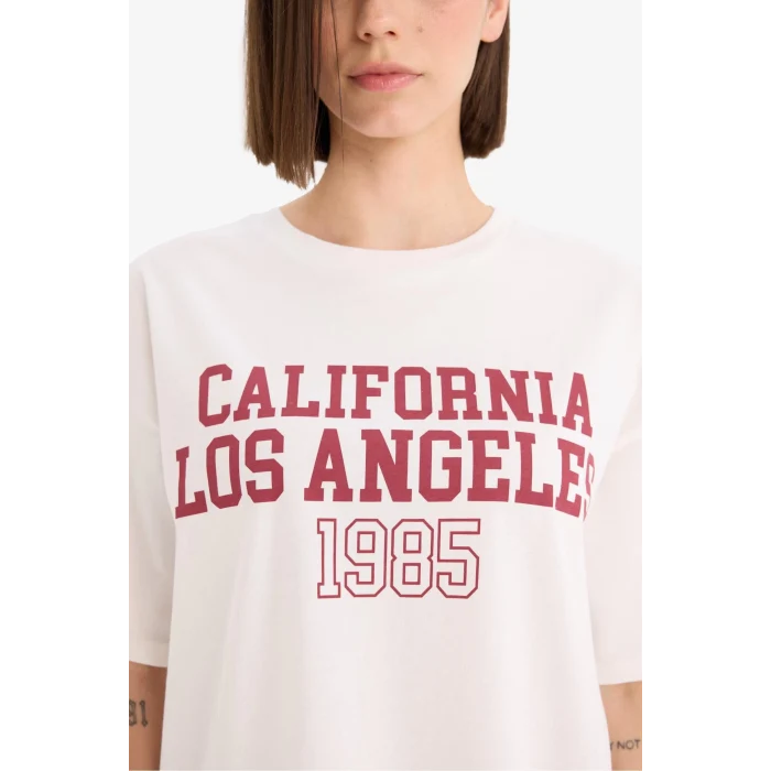 Defacto D9608 Beyaz Oversize Geniş Kalıp Bisiklet Yaka Baskılı Kısa Kollu Tişört