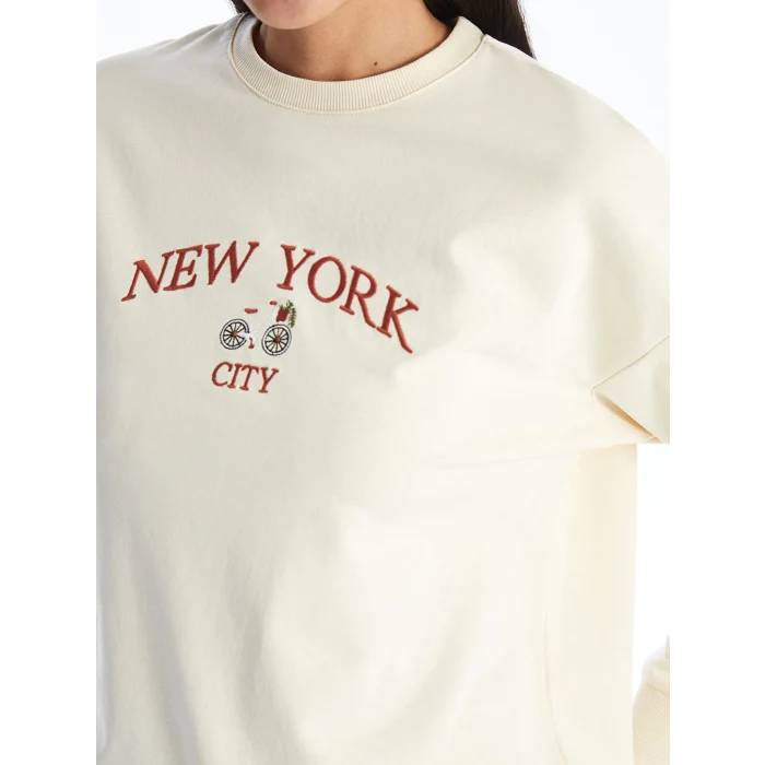 LCW Modest Bej Bisiklet Yaka Nakışlı Kadın Sweatshirt Tunik