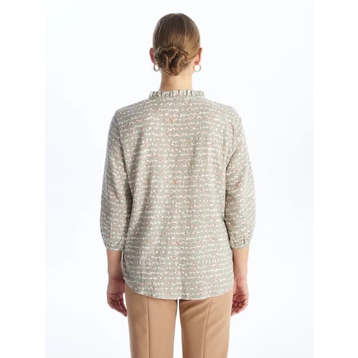 LCW Grace Bej Kaçık Yaka Desenli Kadın Bluz