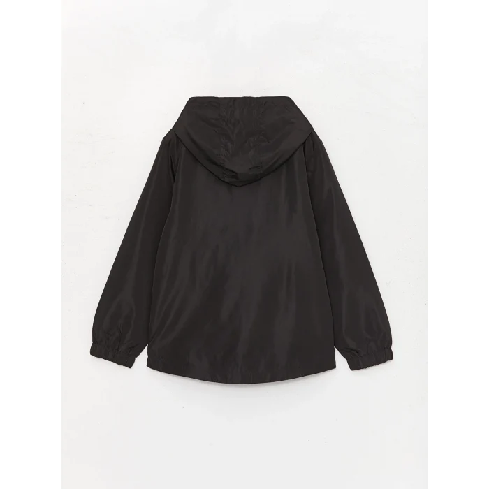LCW Kids Siyah Kapüşonlu Erkek Çocuk Yağmurluk