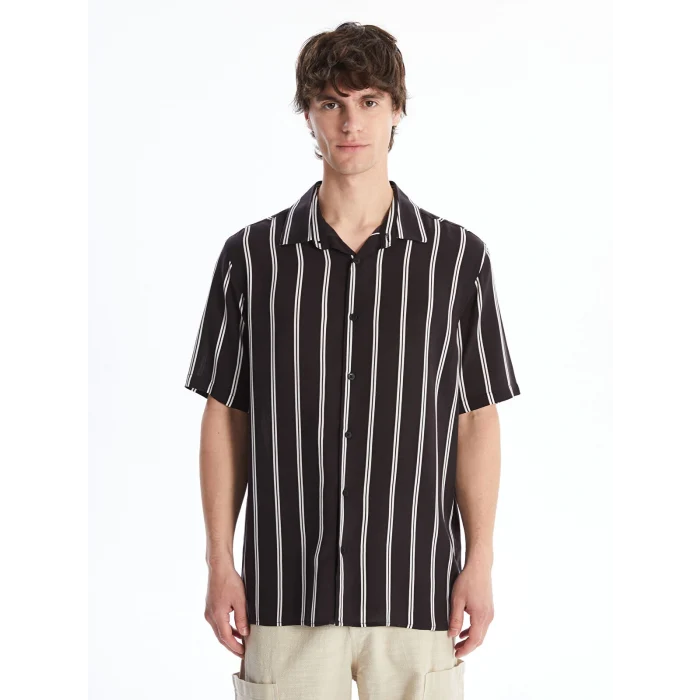 XSIDE Siyah Regular Fit Kısa Kollu Çizgili Poplin Erkek Gömlek