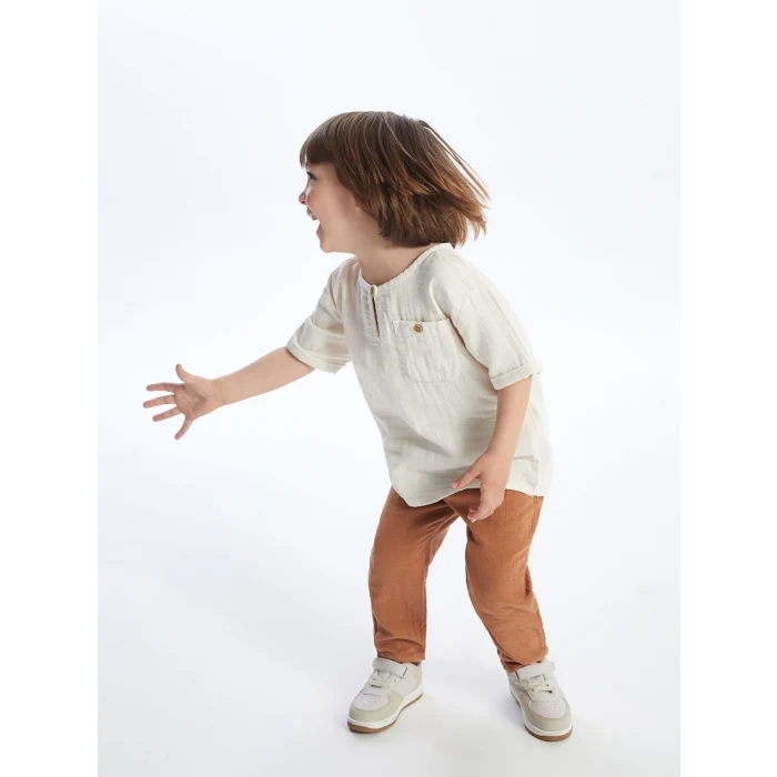 LCW Kids Bej Bisiklet Yaka Kısa Kollu Erkek Bebek Tişört ve Pantolon 2li Takım