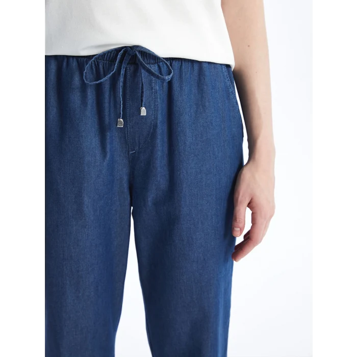 LCWAIKIKI Classic Mavi Beli Lastikli Carrot Fit Kadın Jean Pantolon