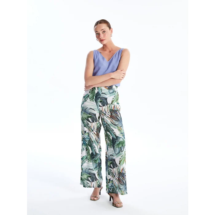 LCWAIKIKI Classic Beyaz Beli Lastikli Rahat Kalıp Desenli Kadın Pantolon