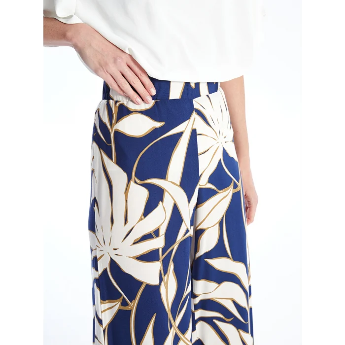 LCWAIKIKI Classic Yeşil Beli Lastikli Rahat Kalıp Desenli Kadın Pantolon