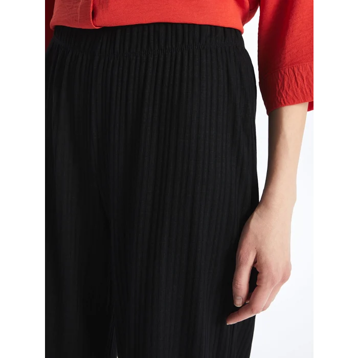 LCWAIKIKI Basic Siyah Kadın Beli Lastikli Düz Kapri
