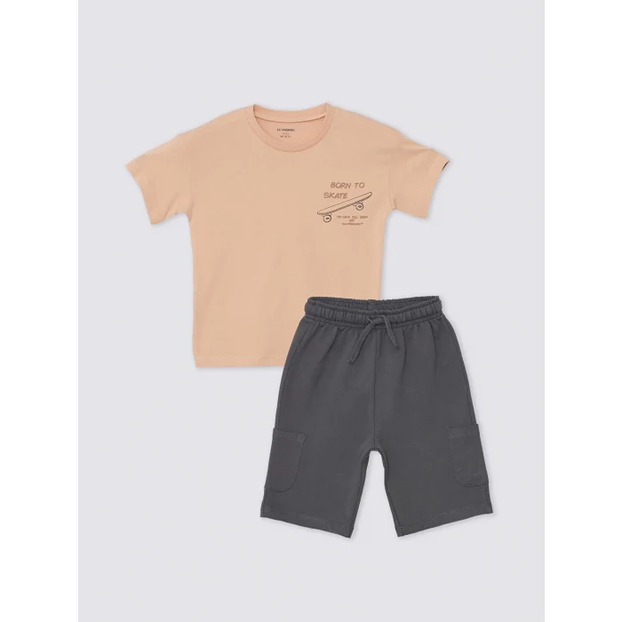 LCW Kids Bej Bisiklet Yaka Kısa Kollu Baskılı Erkek Bebek Tişört ve Şort 2li Takım