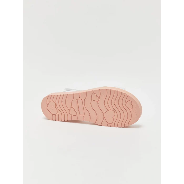 LCW STEPS Beyaz Baskılı Kız Çocuk Sandalet