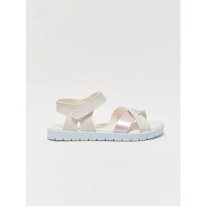 LCW STEPS Beyaz Deri Görünümlü Kız Çocuk Sandalet