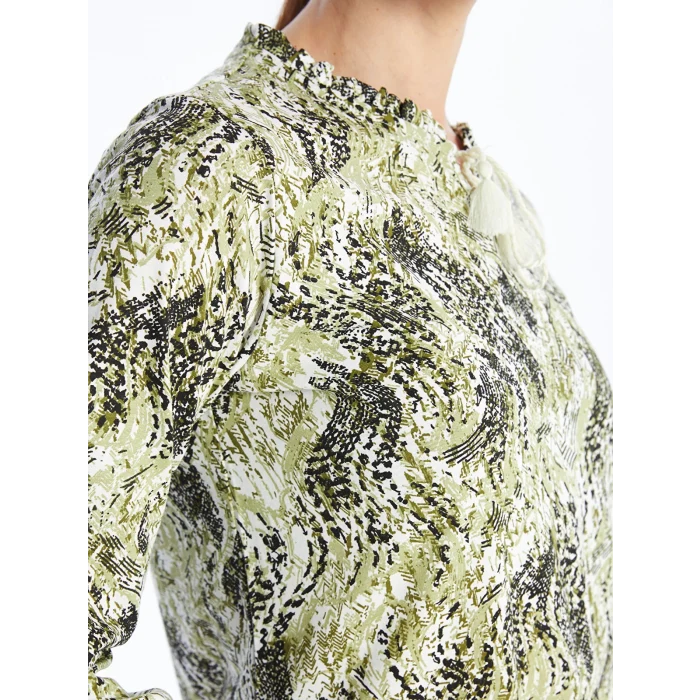 LCW Grace Yeşil Bağlamalı Yaka Desenli Uzun Kollu Kadın Bluz