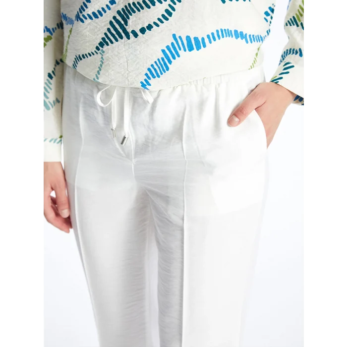 LCW Modest Beyaz Beli Lastikli Rahat Kalıp Kadın Pantolon