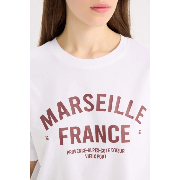 Defacto E2795 Beyaz Oversize Geniş Kalıp Bisiklet Yaka Baskılı Penye Kısa Kollu Tişört