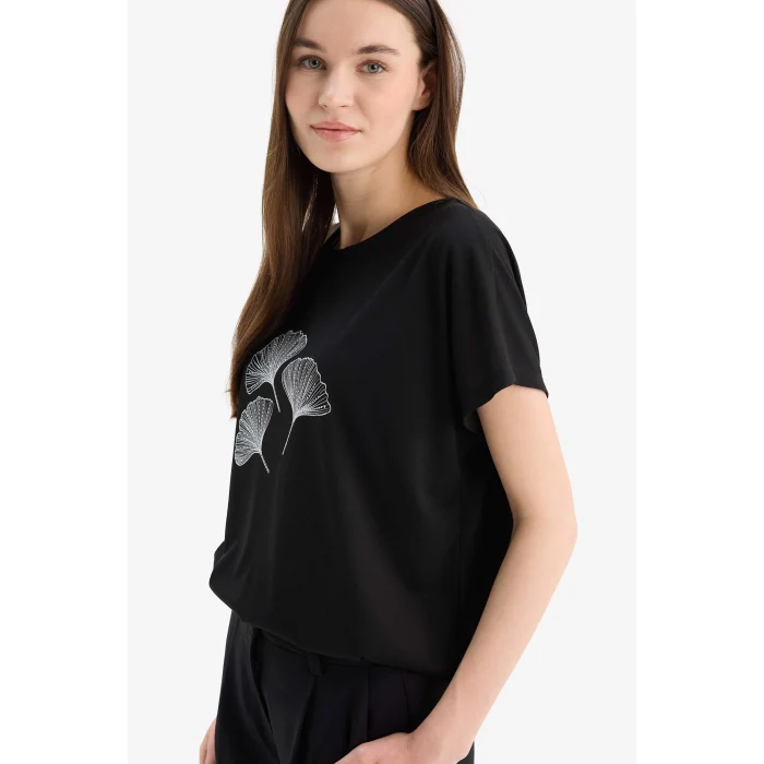 Defacto D8927 Siyah Regular Fit Bisiklet Yaka Baskılı Kısa Kollu Tişört