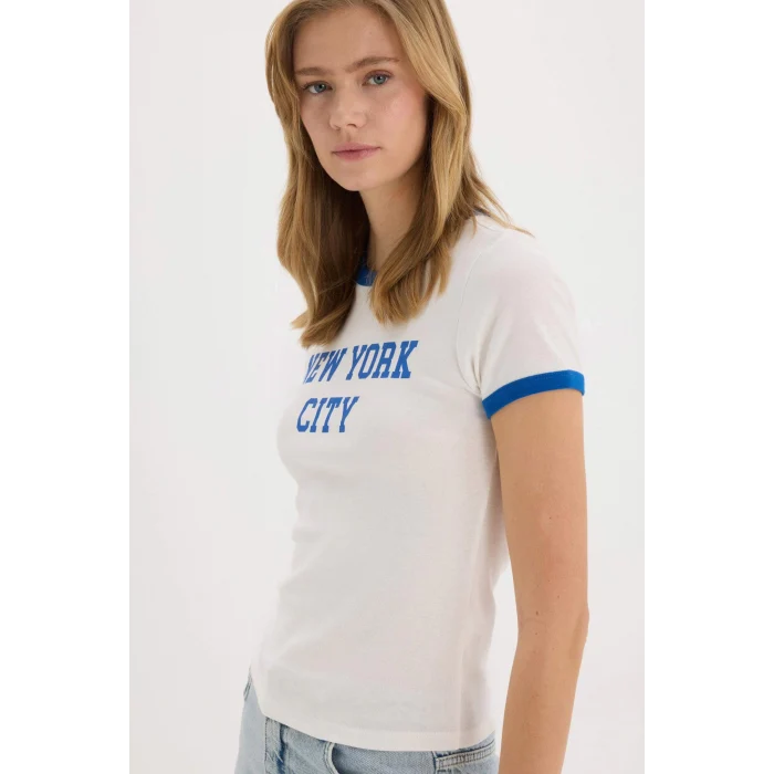 Defacto E7010 Beyaz Regular Fit Bisiklet Yaka Baskılı Ribana Kısa Kollu Tişört