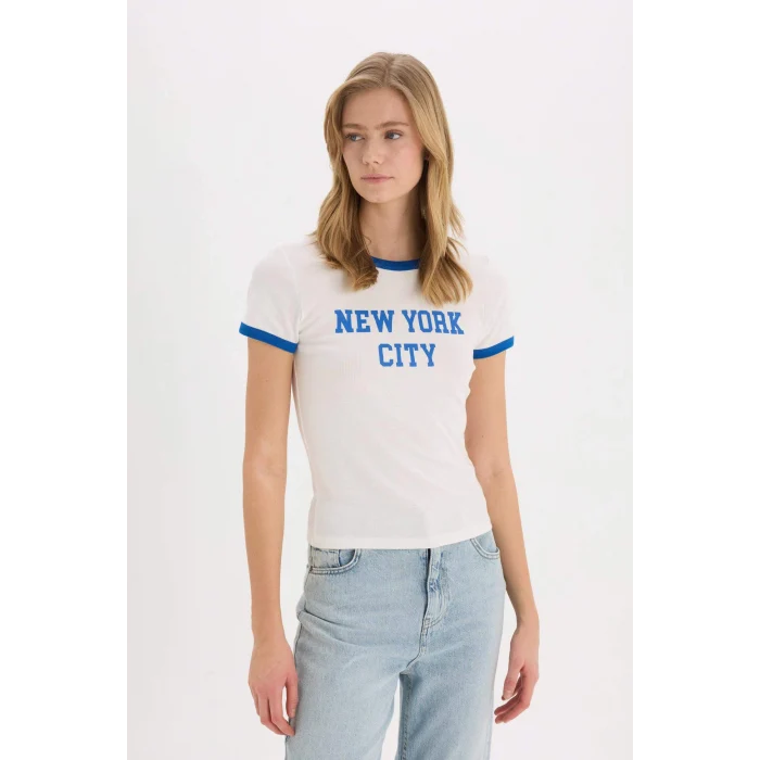 Defacto E7010 Beyaz Regular Fit Bisiklet Yaka Baskılı Ribana Kısa Kollu Tişört