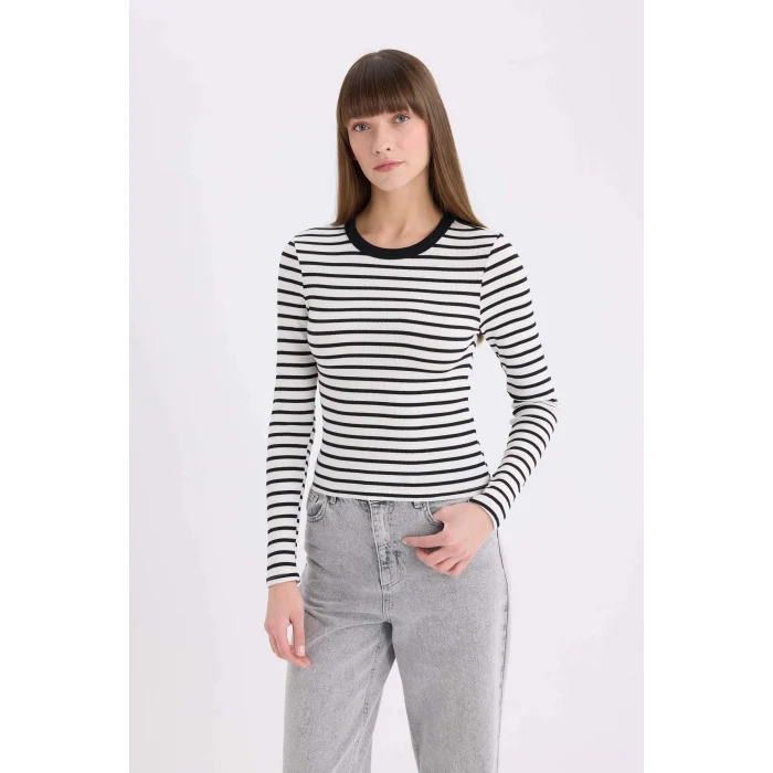 Defacto D3754 Siyah Slim Fit Dar Kesim Bisiklet Yaka Çizgili Uzun Kollu Tişört
